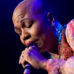 Dee Dee Bridgewater foto Hans Speekenbrink