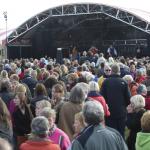 Drukte na opening op de Westerkeijn foto Eddy Westveer