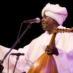 Abdel Gadir Salim in het Bimhuis, foto Hans Speekenbrink