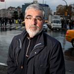 Fahrettin Yarkin op het Taksimplein Istanbul Foto Hans Speekenbrink